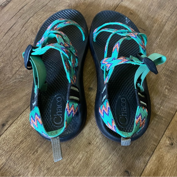 Chaco ZX1 EcoTread Sport Sandals Mint Leaf Pink Purple size 4 Girls - Picture 3 of 8